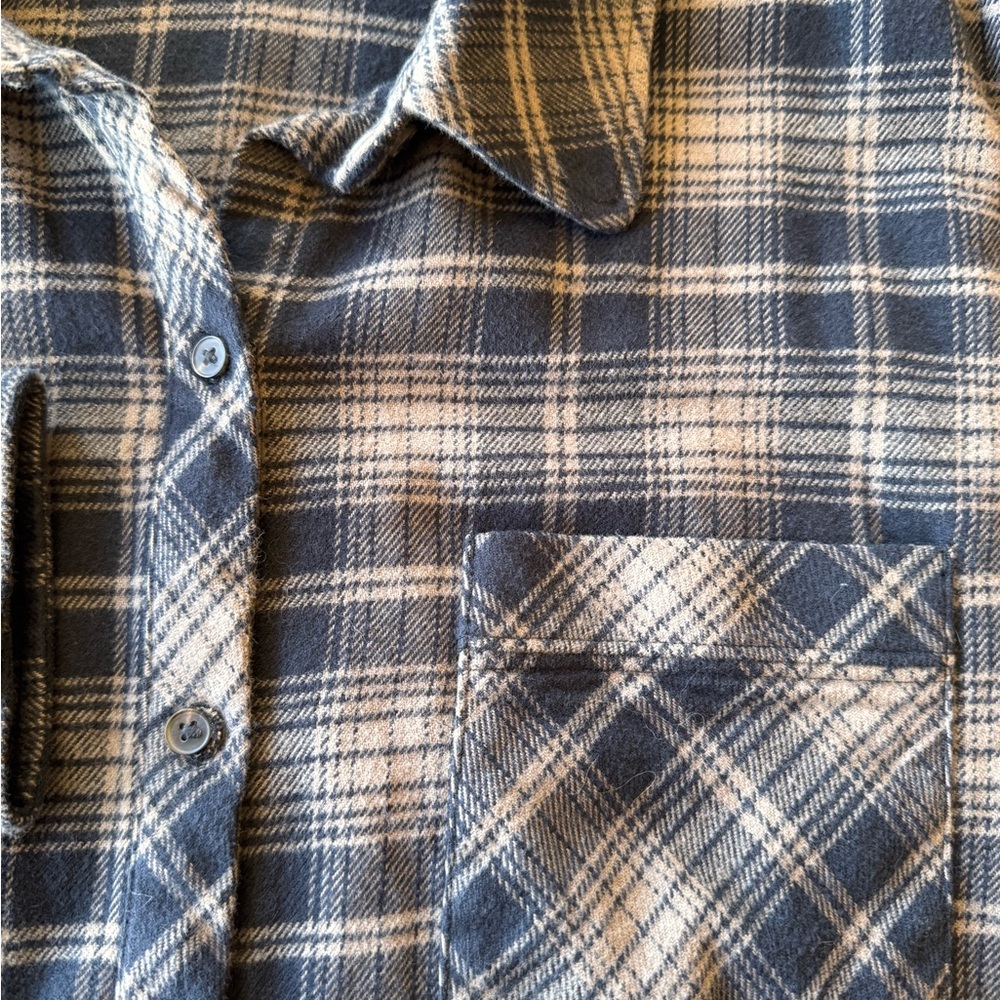 Nuuds Boyfriend Flannel - Picture 7 of 7